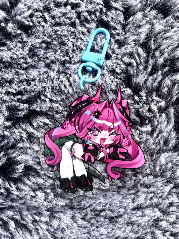 [ yvonne AE charm ]
